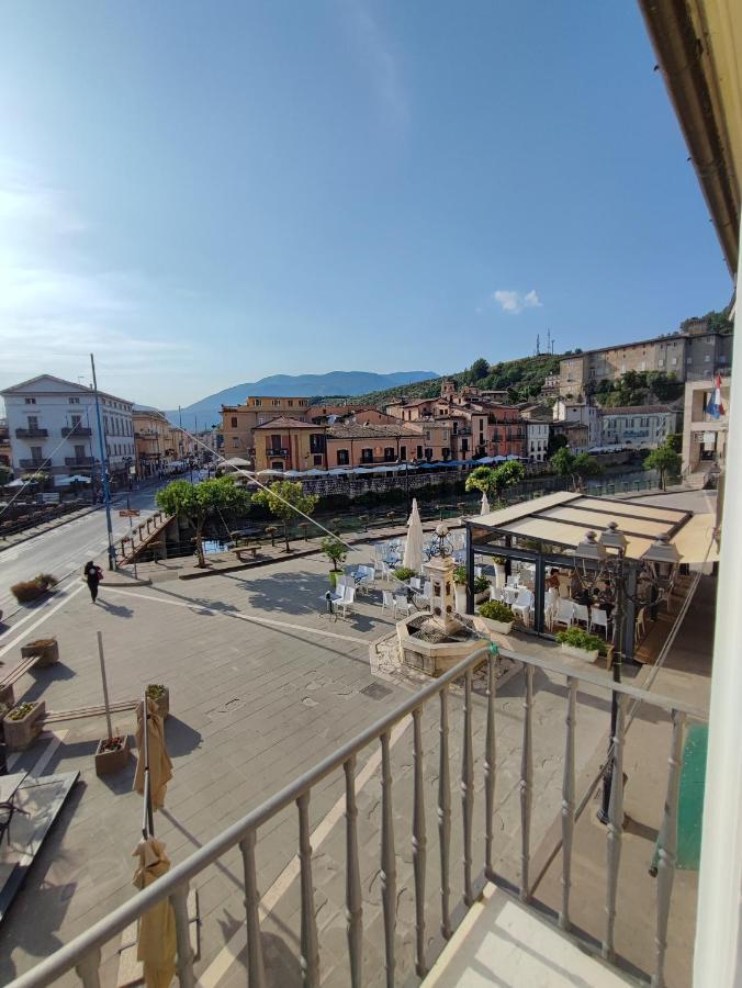 In Centro Rooms And Apartments Isola di Liri Exterior foto